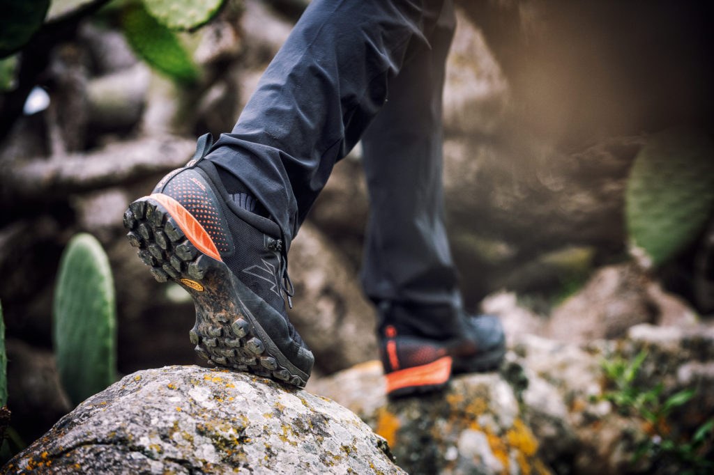 hiking boot soles: how to choose the best traction - www.hikingfeet.com