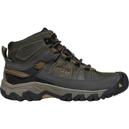 Trekking hot sale boots brands