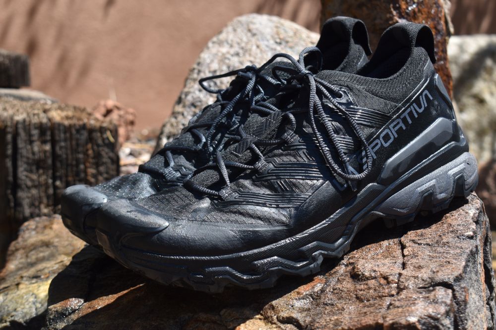 la-sportiva-ultra-raptor-3-hiking-shoe-review-www-hikingfeet
